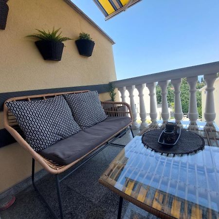 Apartman Moris Malinska Eksteriør bilde